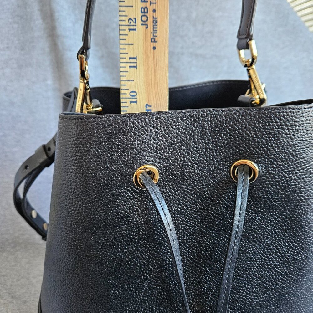 Michael Kors Mercer Gallery Convertible Bucket Leather Shoulder Bag Black/Gold - Picture 10 of 16